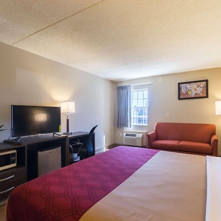 Econo Lodge Harrisburg - Southwest Of Hershey Area Exterior photo