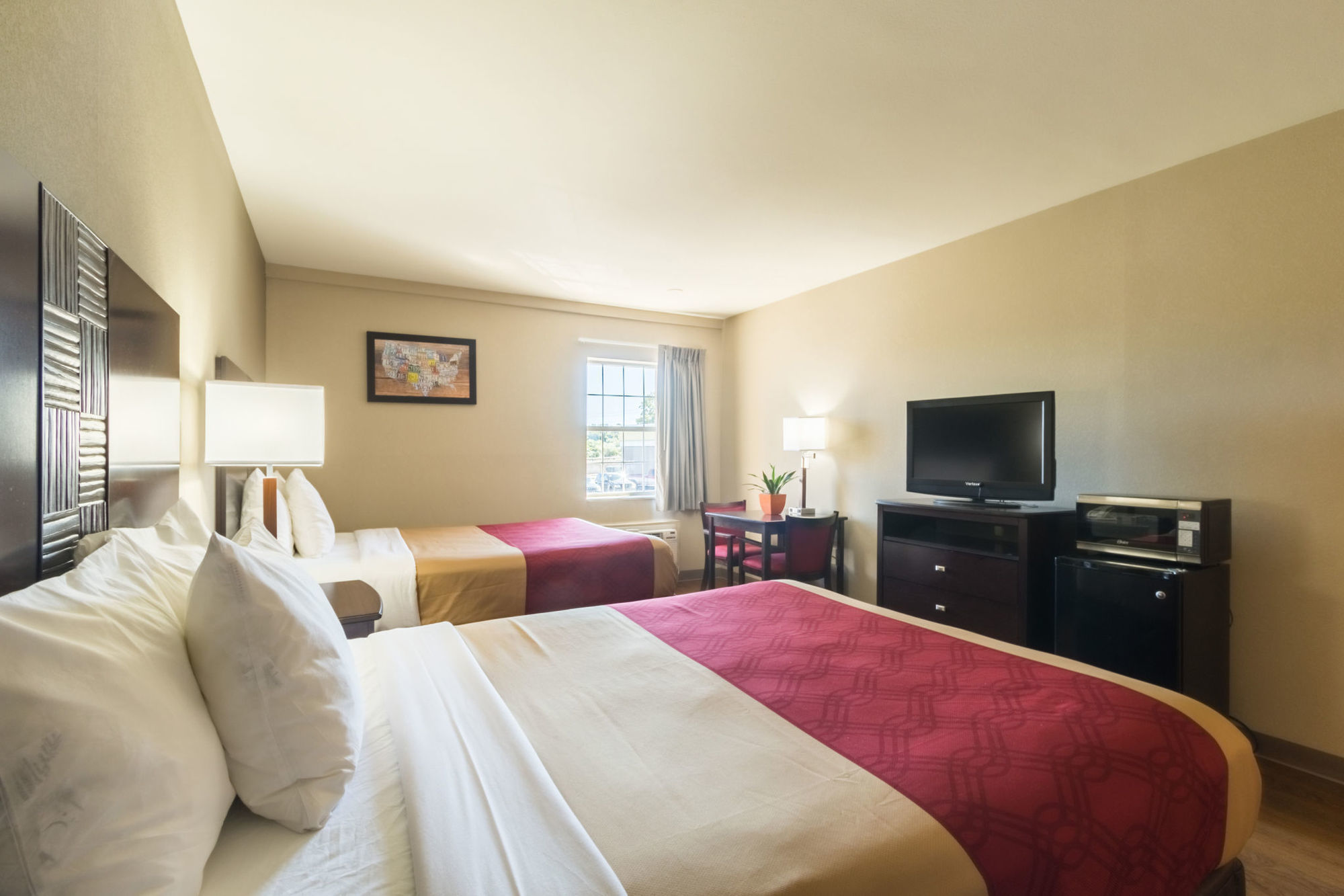 Econo Lodge Harrisburg - Southwest Of Hershey Area Room photo